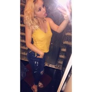 Meet your Posher, Vanessa